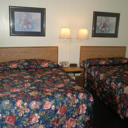 Budget Inn Bluffton Habitación foto